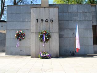 Vzpomínkové akce na oběti druhé světové války 