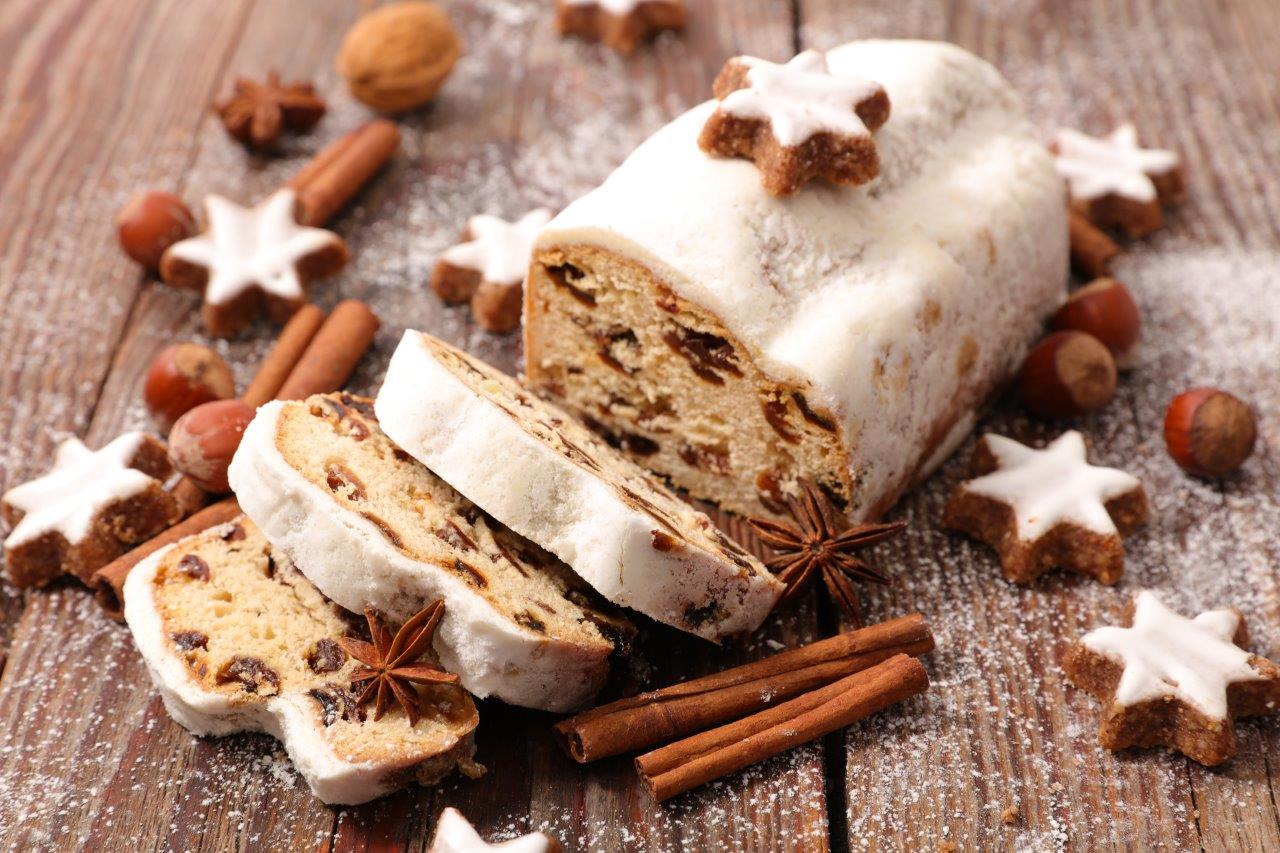 Klub třetího věku – společné pečení vánoční štoly podle J. Maršálka