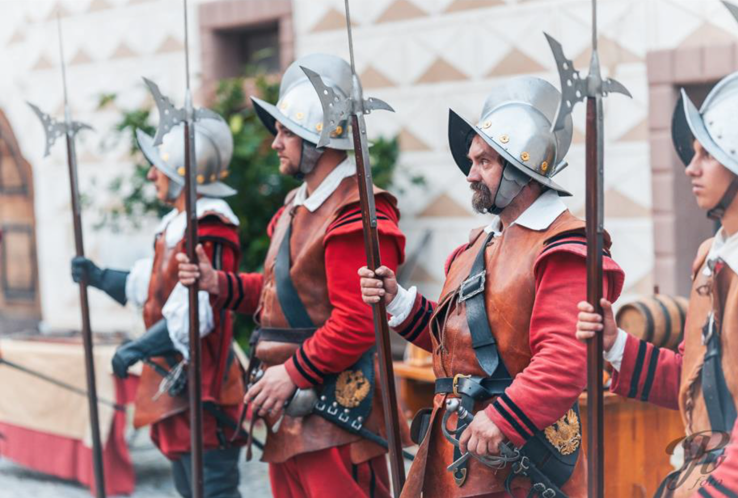 Vystoupení skupiny historického šermu Páni z&nbsp;Kolína